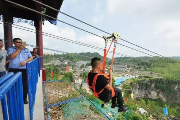 6163f9112ed8a65a0de74eaab733bde2.png 6163f9112ed8a65a0de74eaab733bde2.png