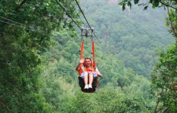 景區(qū)滑索造價(jià)多少錢？滑索安裝費(fèi)用估算