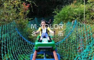 景區管軌式滑道游樂設備：體驗刺激，暢享自然之美